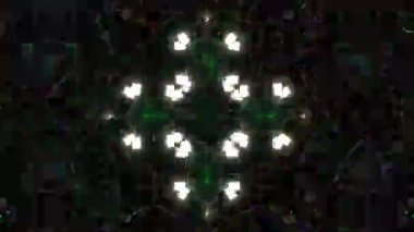 Psikedelik Kaleydoskop Patlaması simetrik kaleydoskop şekilleri patlıyor ve canlı renklerle beatendly döngülerde şekil değiştiriyor