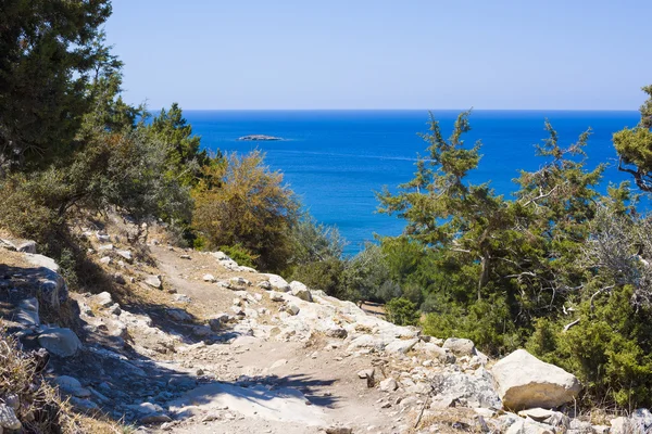 Kıbrıs Latchi Panorama. Dionysustrail Deniz Manzaralı. — Stok fotoğraf