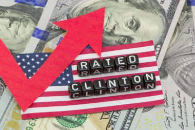 Clinton değerlendirme bir kompozisyon şeklinde büyür