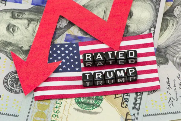 Trump derecelendirme falls bir kavram olarak