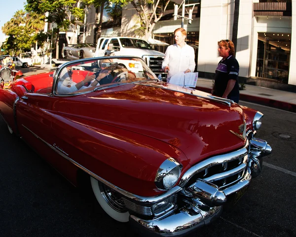 Klasik Amerikan arabası. 