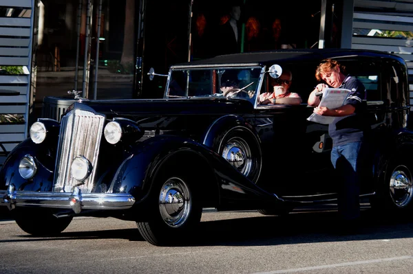 Klasik Amerikan arabası. 