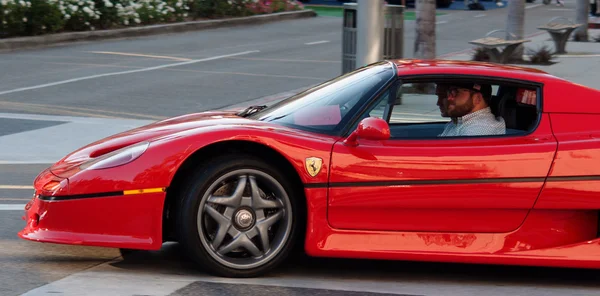 Klasik kırmızı Avrupa spor araba 