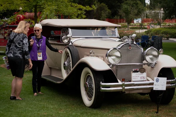 1930'larda Dusenberg araba 