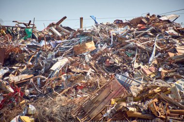 Hurda metal atığı. Metal geri dönüşümü