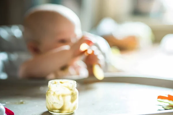 Frasco Vacío Puré Para Alimentos Para Bebés Fondo Niño Que —  Fotos de Stock