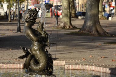 Bilbao, İspanya 'nın Casco Viejo şehrindeki çeşme.