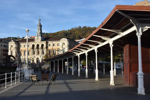 Bilbao, İspanya 'nın eski bir kenti.