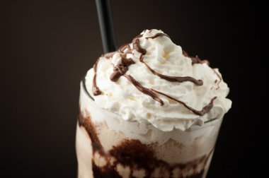 soğuk bir bardak kokteyl