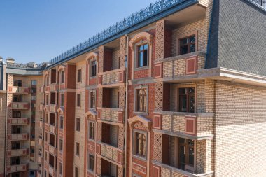 Modern apartman tasarımı. Bina yapım aşamasında