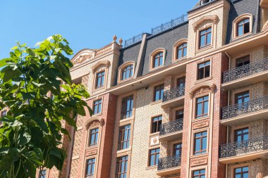 Modern apartman tasarımı. Panoramik görünüm