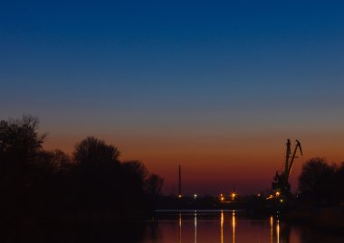 bağlantı noktası nehir gece Vinçler