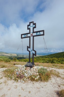 Bir tepede çapraz