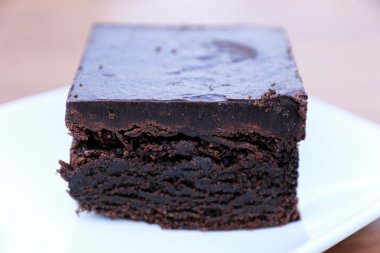 tatlı olarak bir tek tatlı chcolate kek