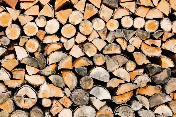 yığılmış yakacak odun odun