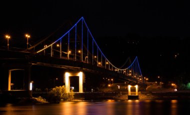 Gece ışıklı yaya köprüsü 