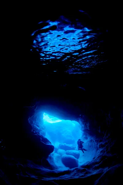 Sunbeam into the cave — Stock Photo, Image