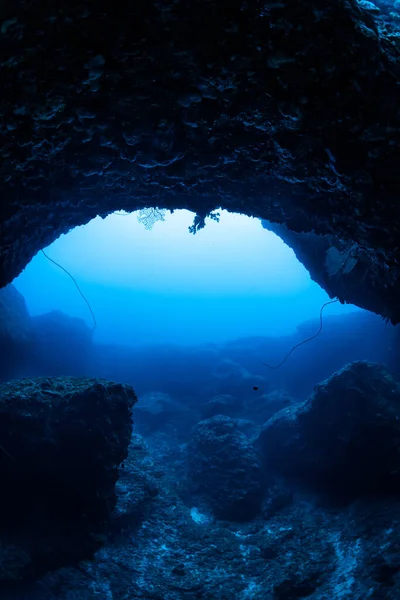 Rayons Soleil Dans Grotte Sous Marine — Photo