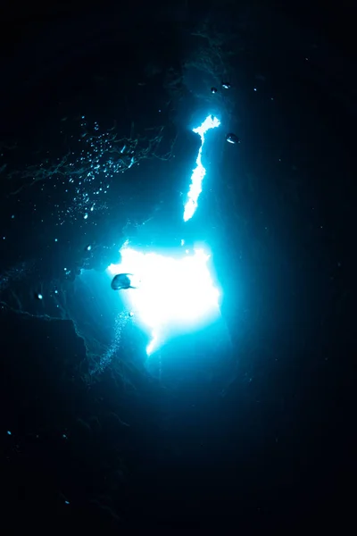 Rays Sunlight Underwater Cave — Stock Photo, Image