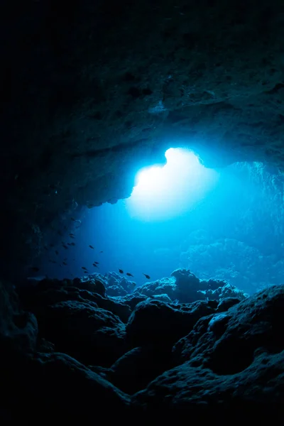 Rays Sunlight Underwater Cave — Stock Photo, Image