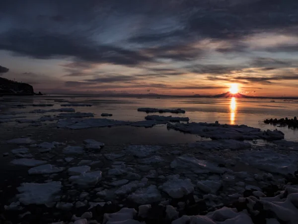 日出和浮冰 — 图库照片