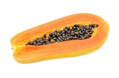 olgun papaya beyaz bir arkaplanda izole edilmiş..