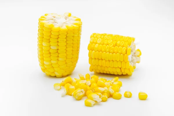 그림자와 함께 Sweetcorn, 옥수수 씨앗 — 스톡 사진