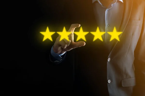 인간의 Company Review 등급을 올리기 기호를 지적함 Review Increase Ranking — 스톡 사진