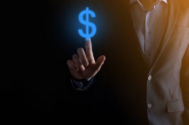 İş adamlarıyla başarılı uluslararası finansal simge sinvestment konsepti büyüme, grafikler ve dolar işareti, dijital teknoloji gösteriyor.