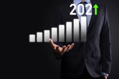İş geliştirme ve büyüme yılı 2021. İş büyümesi grafiği 2021 yılında planlanmıştır.İş adamı planlama ve iş dünyasındaki olumlu göstergelerin artması.