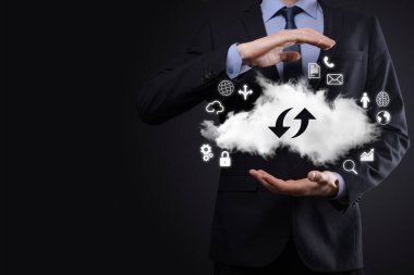 Bulut teknolojisi. Bulut depolama işareti. Karanlıkta yukarı aşağı iki ok. Bulut hesaplama, büyük veri merkezi, gelecekteki altyapı, dijital ai konsepti. Sanal sunucu simgesi.