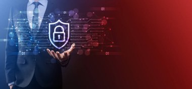 Koruma ağı güvenlik bilgisayarı ve veri konseptinizi güvene alın. Kalkan koruması simgesi taşıyan iş adamı. kilit sembolü, güvenlik kavramı, siber güvenlik ve tehlikelere karşı koruma.