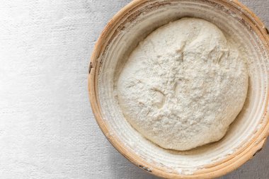 Ekşi hamurun mayalanması. Hamur yükselme süreci