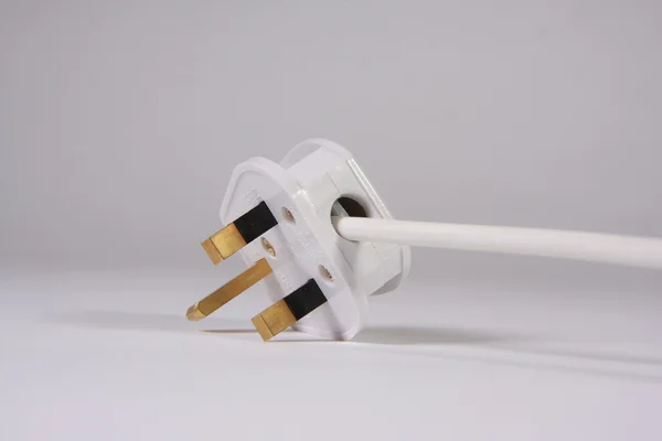 İngiltere'de 3 pin plug-beyaz bir arka plan