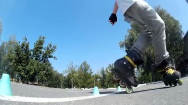 aktif spor tema görüntüleri. Rollerblade Freestyle Slalom