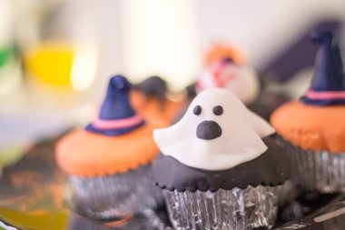 Hayalet kek çıkar şeker halloween doğum günü partisi için