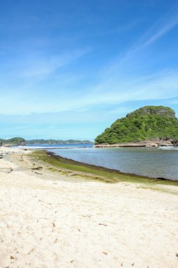 Goa Çin Beach'te Malang, Doğu Java, Endonezya - doğa tatil arka plan