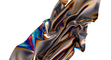 Yanardöner bir parıltıya sahip metalik kumaş zarifçe akıyor.