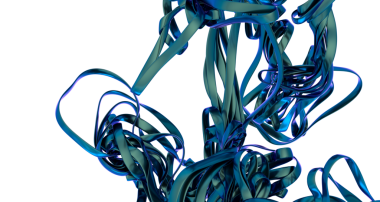 Mavi kurdele dizaynlı soyut illüstrasyon. Kurdelenin metalik ve parlak bir bitişi vardır ve uzayda akan ve bükülen karmaşık şekiller oluşturur. Arkaplan koyu, neredeyse siyah, renk, kurdeleyi ortaya çıkarıyor..