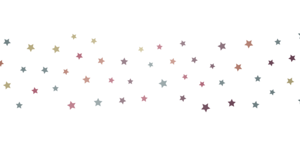 Beyaz Arkaplanda Renkli Dağılmış Yıldızlar: Kutlama Kutlaması Konsepti