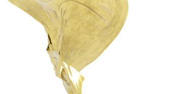 Beyaz zemin üzerinde akan zarif altın kumaş, soyut lüks konsept