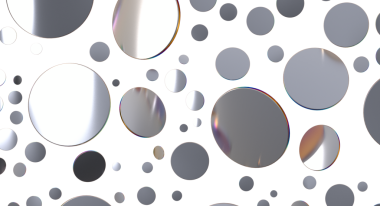 Çeşitli boyutlarda metalik gümüş dairelere sahip soyut arkaplan