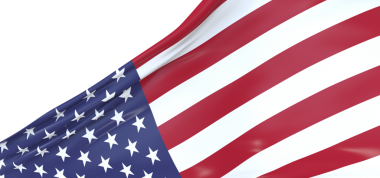 Amerikan Bayrağı Gururla Dalgalanıyor: Esintideki Vatansever Sembol