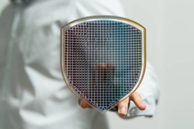 Siber Güvenliğin El Kavramında Tutulmasının Soyut Kalkanı