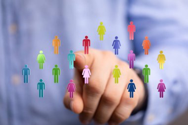 Takım Üyeleri Seçimi: Bir insan ağına el işareti