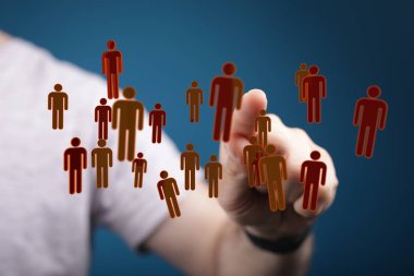 Toplum için elini uzatan insanların dijital ağ bağlantısı