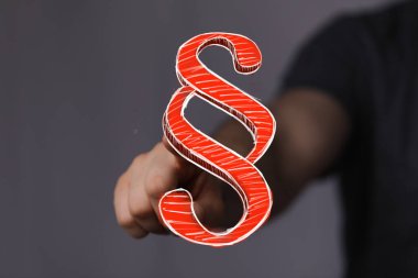 Dijital Yasal Paragraf Simgesi Konseptiyle El Etkileşimi