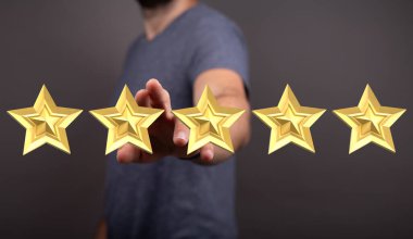 Beş Altın Yıldız İçin Uzanan Adam, Büyük Başarı Sunar