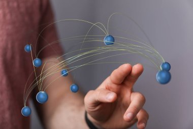 Global Ağ Bağlantısı: El ve Dijital Küreler