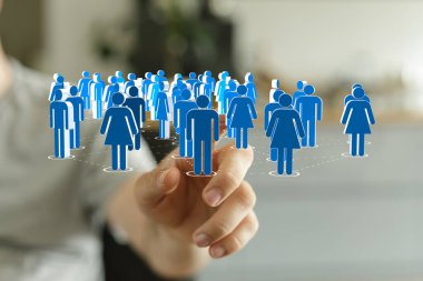 Dijital Dokunuş: İnsanları Teknoloji İle Bağlamak